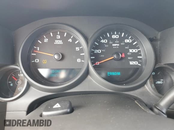 ✅ 2010 Chevrolet Silverado 1500 Work Truck • VIN: 3GCRKPE3XAG300199 • Lot: 90086615. Listed on Copart with 180,213 mi. Free auction sales archive from the USA and detailed vehicle history report at DreamBid. Image 9.