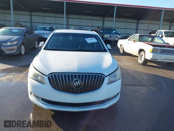 ✅ 2015 Buick LaCrosse Leather • VIN: 1G4GB5GR3FF262137 • Lot: 43416087. Listed on IAAI with 286,215 mi. Free auction sales archive from the USA and detailed vehicle history report at DreamBid. Image 12.