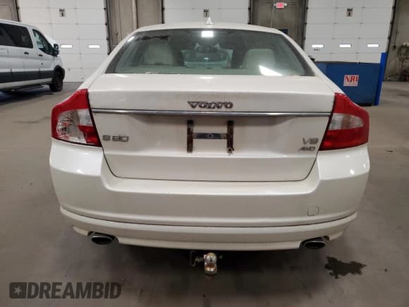 ✅ 2007 Volvo S80 V8 • VIN: YV1AH852971034913 • Lot: 91924715. Listed on Copart with 300,614 mi. Free auction sales archive from the USA and detailed vehicle history report at DreamBid. Image 6.