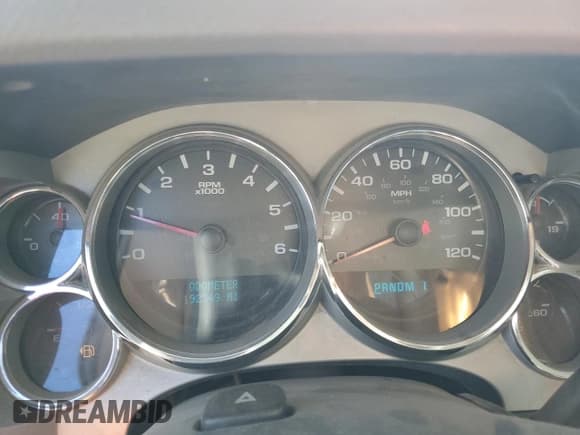 ✅ 2007 GMC Sierra 2500HD Work Truck • VIN: 1GTHC24KX7E517112 • Лот: 72318854. Опубликован ранее на Copart с пробегом 192 549 миль. Бесплатный доступ к архиву аукционных продаж из США и подробный отчёт об истории автомобиля на DreamBid. Изображение 9.