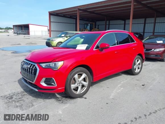 ✅ 2019 Audi Q3 Premium • VIN: WA1AECF32K1077002 • Лот: 42484948. Опубликован ранее на IAAI с пробегом 53 518 миль. Бесплатный доступ к архиву аукционных продаж из США и подробный отчёт об истории автомобиля на DreamBid. Изображение 2.