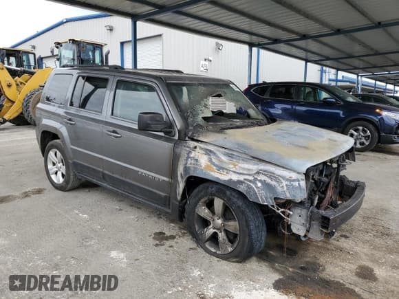 ✅ 2013 Jeep Patriot Sport • VIN: 1C4NJRBBXDD274634 • Лот: 92484125. Опубликован ранее на Copart с пробегом Не указан. Бесплатный доступ к архиву аукционных продаж из США и подробный отчёт об истории автомобиля на DreamBid. Изображение 4.