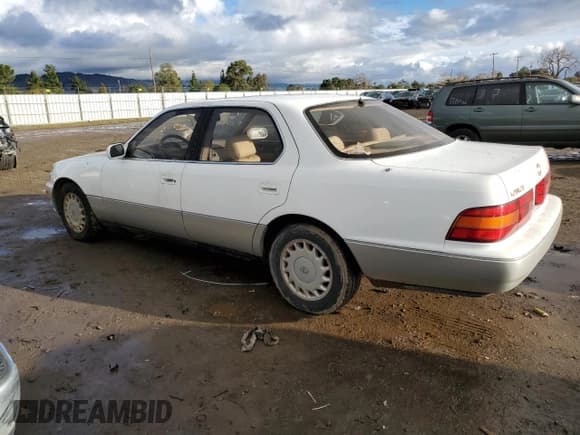 ✅ 1991 Lexus LS • VIN: JT8UF11E8M0085206 • Лот: 41449595. Опубликован ранее на Copart с пробегом 325 852 миль. Бесплатный доступ к архиву аукционных продаж из США и подробный отчёт об истории автомобиля на DreamBid. Изображение 2.