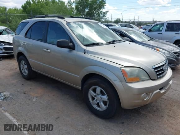 ✅ 2007 Kia Sorento LX • VIN: KNDJC736875715335 • Lot: 42714348. Listed on IAAI with 232,996 mi. Free auction sales archive from the USA and detailed vehicle history report at DreamBid. Image 1.
