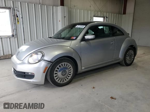 ✅ 2014 Volkswagen Beetle 2.5L • VIN: 3VWJX7ATXEM614430 • Lot: 92179165. Wystawiony na Copart z przebiegiem 169 965 mil. Bezpłatny archiwum sprzedaży aukcyjnych z USA i szczegółowy raport historii pojazdu na DreamBid. Zdjęcie 1.