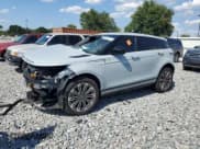 ✅ 2024 Land Rover Range Rover Evoque Dynamic SE • VIN: SALZL2FX7RH237090 • Lot: 56989115. Wystawiony na Copart z przebiegiem 8 680 mil. Bezpłatny archiwum sprzedaży aukcyjnych z USA i szczegółowy raport historii pojazdu na DreamBid. Zdjęcie 1.
