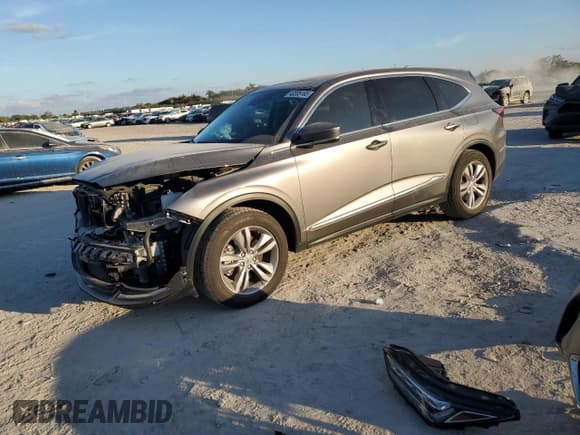 ✅ 2024 Acura MDX • VIN: 5J8YD9H34RL003572 • Lot: 43335165. Listed on Copart with 12,122 mi. Free auction sales archive from the USA and detailed vehicle history report at DreamBid. Image 1.