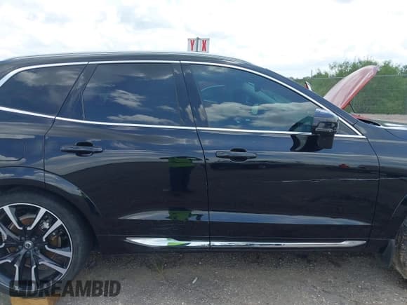 ✅ 2021 Volvo XC60 Inscription Expression • VIN: YV4BR0DL8M1877416 • Lot: 42686024. Listed on IAAI with Not provided. Free auction sales archive from the USA and detailed vehicle history report at DreamBid. Image 13.