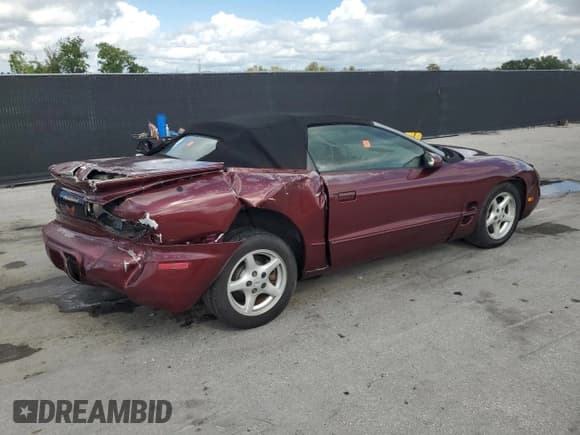 ✅ 2002 Pontiac Firebird Firebird • VIN: 2G2FS32K522122668 • Lot: 89856255. Listed on Copart with 149,243 mi. Free auction sales archive from the USA and detailed vehicle history report at DreamBid. Image 3.