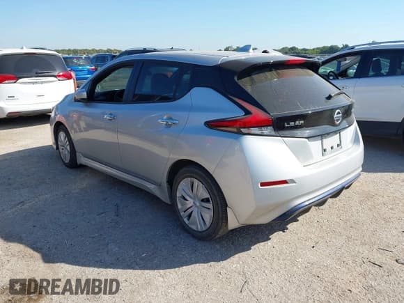 ✅ 2022 Nissan LEAF S • VIN: 1N4AZ1BV4NC562861 • Lot: 43360318. Listed on IAAI with 10,449 mi. Free auction sales archive from the USA and detailed vehicle history report at DreamBid. Image 3.