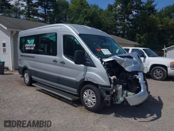 ✅ 2020 Ford Transit Passenger XL • VIN: 1FDAX2C81LKB07592 • Lot: 42937210. Wystawiony na IAAI z przebiegiem 177 563 mil. Bezpłatny archiwum sprzedaży aukcyjnych z USA i szczegółowy raport historii pojazdu na DreamBid. Zdjęcie 1.