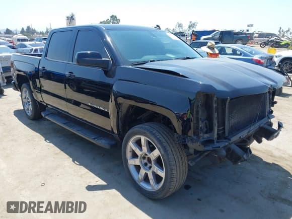 ✅ 2014 Chevrolet Silverado 1500 LT • VIN: 3GCPCREH4EG546134 • Лот: 42953853. Опубликован ранее на IAAI с пробегом 141 345 миль. Бесплатный доступ к архиву аукционных продаж из США и подробный отчёт об истории автомобиля на DreamBid. Изображение 1.