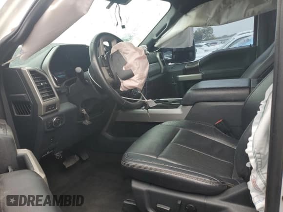 ✅ 2022 Ford F-250 XL • VIN: 1FT8W2BT5NED86400 • Lot: 67959595. Wystawiony na Copart z przebiegiem 126 107 mil. Bezpłatny archiwum sprzedaży aukcyjnych z USA i szczegółowy raport historii pojazdu na DreamBid. Zdjęcie 7.