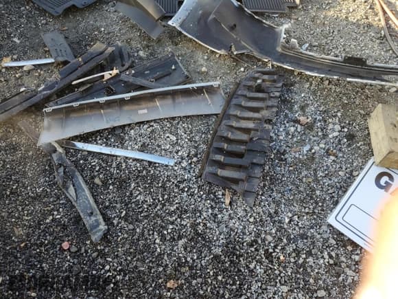 ✅ 2022 Nissan Pathfinder Platinum • VIN: 5N1DR3DH9NC227536 • Lot: 82574524. Listed on Copart with 65,706 mi. Free auction sales archive from the USA and detailed vehicle history report at DreamBid. Image 15.