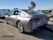✅ 2021 Toyota Mirai XLE • VIN: JTDAAAAA2MA001908 • Лот: 73141314. Опубликован ранее на Copart с пробегом 16 631 миль. Бесплатный доступ к архиву аукционных продаж из США и подробный отчёт об истории автомобиля на DreamBid. Изображение 2.
