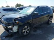 ✅ 2020 Jeep Cherokee Limited • VIN: 1C4PJMDX1LD611565 • Lot: 43510965. Wystawiony na IAAI z przebiegiem 92 222 mil. Bezpłatny archiwum sprzedaży aukcyjnych z USA i szczegółowy raport historii pojazdu na DreamBid. Zdjęcie 2.