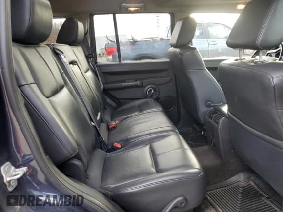 ✅ 2008 Jeep Commander Limited • VIN: 1J8HG58N88C236359 • Lot: 83199674. Wystawiony na Copart z przebiegiem 216 994 mil. Bezpłatny archiwum sprzedaży aukcyjnych z USA i szczegółowy raport historii pojazdu na DreamBid. Zdjęcie 11.