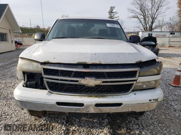 ✅ 2006 Chevrolet Silverado 1500 • VIN: 1GCEK14Z16E278822 • Лот: 77998114. Опубликован ранее на Copart с пробегом 255 232 миль. Бесплатный доступ к архиву аукционных продаж из США и подробный отчёт об истории автомобиля на DreamBid. Изображение 5.