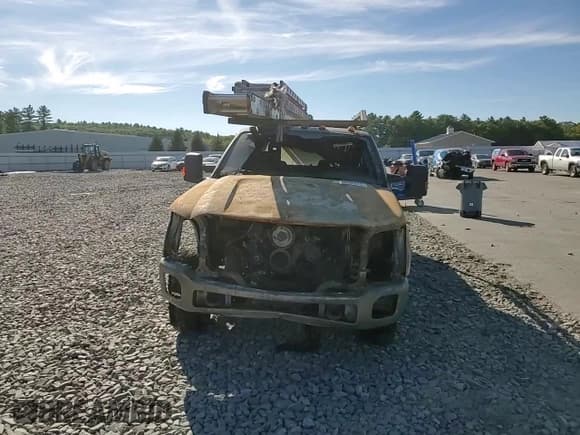 ✅ 2015 Ford F-250 XLT • VIN: 1FT7X2B68FEA85995 • Lot: 80056215. Wystawiony na Copart z przebiegiem Nie podano. Bezpłatny archiwum sprzedaży aukcyjnych z USA i szczegółowy raport historii pojazdu na DreamBid. Zdjęcie 13.