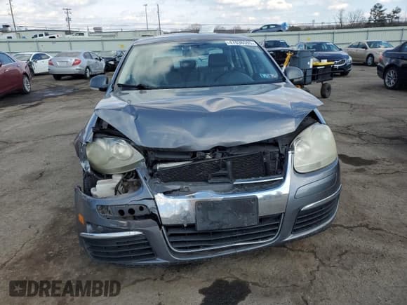 ✅ 2005 Volkswagen Jetta 2.5L • VIN: 3VWSF71K15M635732 • Lot: 47036595. Listed on Copart with 146,281 mi. Free auction sales archive from the USA and detailed vehicle history report at DreamBid. Image 5.