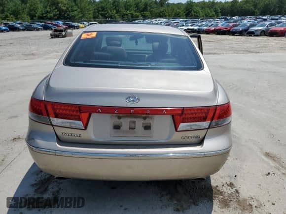 ✅ 2007 Hyundai Azera SE • VIN: KMHFC46F87A189808 • Лот: 62830235. Размещён на Copart с пробегом Не указан миль. Получите бесплатный доступ к архиву аукционных продаж из США и посмотрите подробный отчёт об истории автомобиля на DreamBid. Изображение 6.