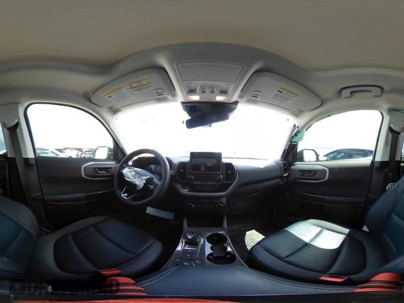 ✅ 2021 Ford Bronco Sport First Edition • VIN: 3FMCR9F95MRA13194 • Lot: 42602725. Wystawiony na IAAI z przebiegiem 83 398 mil. Bezpłatny archiwum sprzedaży aukcyjnych z USA i szczegółowy raport historii pojazdu na DreamBid. Zdjęcie 18.