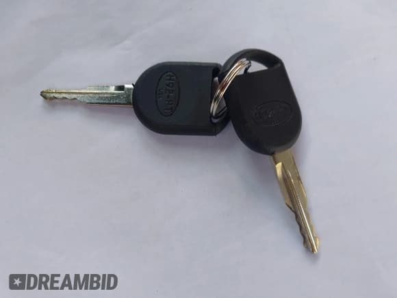 ✅ 2014 Ford F-150 XL • VIN: 1FTMF1CM3EKE26376 • Lot: 43607085. Listed on IAAI with 212,945 mi. Free auction sales archive from the USA and detailed vehicle history report at DreamBid. Image 11.