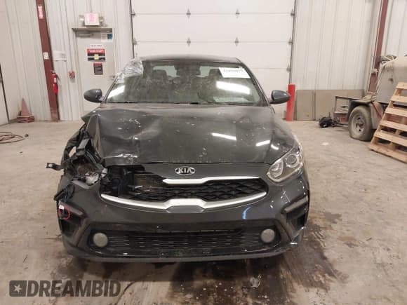 ✅ 2021 Kia Forte LXS • VIN: 3KPF24AD2ME412981 • Lot: 41498077. Listed on IAAI with 38,319 mi. Free auction sales archive from the USA and detailed vehicle history report at DreamBid. Image 13.