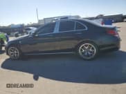 ✅ 2017 Mercedes-Benz C 300 • VIN: WDDWF4JB1HR241496 • Lot: 92507515. Wystawiony na Copart z przebiegiem 136 726 mil. Bezpłatny archiwum sprzedaży aukcyjnych z USA i szczegółowy raport historii pojazdu na DreamBid. Zdjęcie 2.