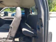 ✅ 2000 Dodge 2500 • VIN: 3B7KC2363YG117137 • Lot: 42177757. Listed on IAAI with 202,582 mi. Free auction sales archive from the USA and detailed vehicle history report at DreamBid. Image 8.