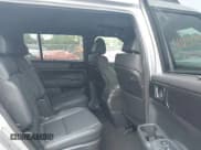 ✅ 2025 Hyundai Santa Fe Calligraphy • VIN: 5NMP5DG18SH045812 • Lot: 42595319. Listed on IAAI with 1,830 mi. Free auction sales archive from the USA and detailed vehicle history report at DreamBid. Image 8.