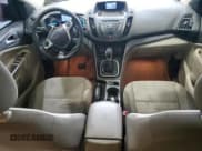 ✅ 2013 Ford Escape SE • VIN: 1FMCU0GX0DUD63803 • Лот: 55915525. Опубликован ранее на Copart с пробегом 138 742 миль. Бесплатный доступ к архиву аукционных продаж из США и подробный отчёт об истории автомобиля на DreamBid. Изображение 8.