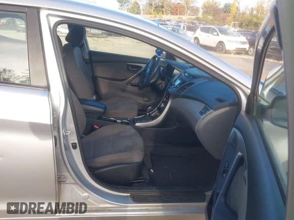 ✅ 2014 Hyundai Elantra SE • VIN: 5NPDH4AE2EH497963 • Лот: 43547309. Опубликован ранее на IAAI с пробегом 159 411 миль. Бесплатный доступ к архиву аукционных продаж из США и подробный отчёт об истории автомобиля на DreamBid. Изображение 5.