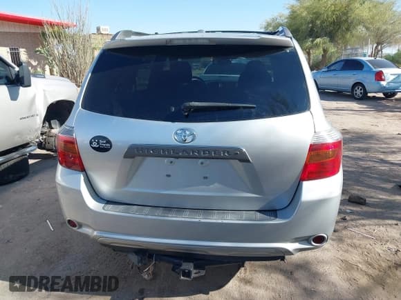 ✅ 2010 Toyota Highlander Sport • VIN: 5TDXK3EH4AS002230 • Лот: 42443643. Опубликован ранее на IAAI с пробегом 156 272 миль. Бесплатный доступ к архиву аукционных продаж из США и подробный отчёт об истории автомобиля на DreamBid. Изображение 16.