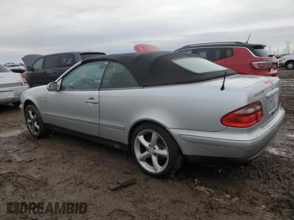 ✅ 1999 Mercedes-Benz CLK 320/430 • VIN: WDBLK65G4XT003846 • Lot: 47473455. Listed on Copart with Not provided. Free auction sales archive from the USA and detailed vehicle history report at DreamBid. Image 2.