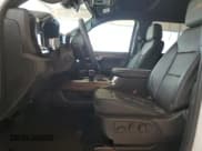 ✅ 2022 Chevrolet Silverado 1500 High Country • VIN: 1GCPAFED0NZ549422 • Лот: 66652275. Опубликован ранее на Copart с пробегом Не указан. Бесплатный доступ к архиву аукционных продаж из США и подробный отчёт об истории автомобиля на DreamBid. Изображение 7.