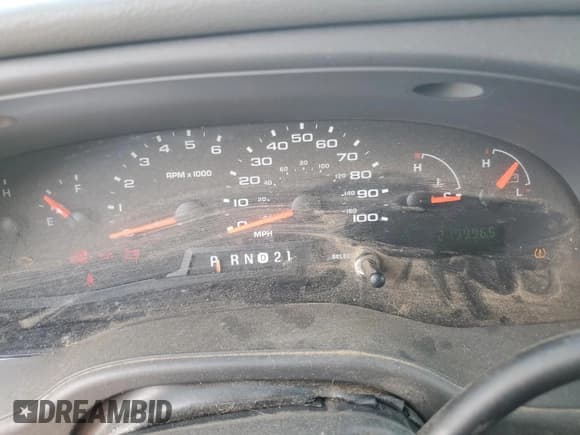 ✅ 2008 Ford Econoline Cargo Commercial • VIN: 1FTNE24W38DB08635 • Лот: 67351825. Опубликован ранее на Copart с пробегом 219 996 миль. Бесплатный доступ к архиву аукционных продаж из США и подробный отчёт об истории автомобиля на DreamBid. Изображение 9.