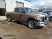 ✅ 2010 Dodge 1500 TRX • VIN: 1D7RV1GTXAS163264 • Lot: 50192525. Wystawiony na Copart z przebiegiem 283 740 mil. Bezpłatny archiwum sprzedaży aukcyjnych z USA i szczegółowy raport historii pojazdu na DreamBid. Zdjęcie 4.