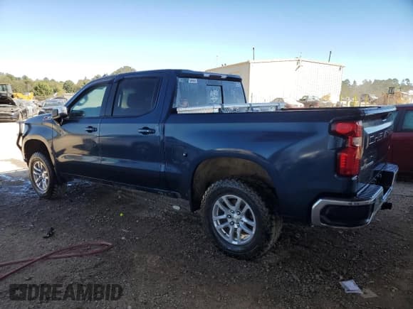 ✅ 2019 Chevrolet Silverado 1500 LT • VIN: 1GCUYDED4KZ121450 • Lot: 76773894. Wystawiony na Copart z przebiegiem 20 257 mil. Bezpłatny archiwum sprzedaży aukcyjnych z USA i szczegółowy raport historii pojazdu na DreamBid. Zdjęcie 2.