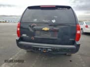 ✅ 2012 Chevrolet Tahoe LT • VIN: 1GNSCBE03CR231101 • Lot: 94236405. Wystawiony na Copart z przebiegiem 236 099 mil. Bezpłatny archiwum sprzedaży aukcyjnych z USA i szczegółowy raport historii pojazdu na DreamBid. Zdjęcie 6.