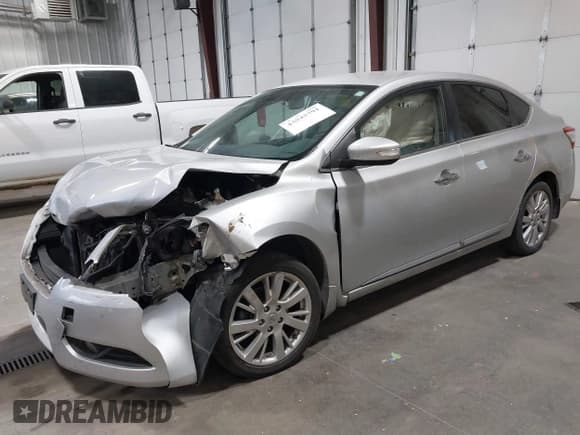 ✅ 2015 Nissan Sentra S • VIN: 3N1AB7AP1FY308234 • Lot: 43045791. Wystawiony na IAAI z przebiegiem 109 868 mil. Bezpłatny archiwum sprzedaży aukcyjnych z USA i szczegółowy raport historii pojazdu na DreamBid. Zdjęcie 17.