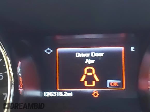 ✅ 2016 Ford Mustang V6 • VIN: 1FA6P8AM9G5251298 • Lot: 43417177. Listed on IAAI with 126,318 mi. Free auction sales archive from the USA and detailed vehicle history report at DreamBid. Image 15.