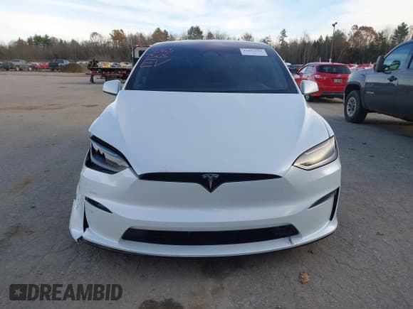 ✅ 2023 Tesla Model X Plaid • VIN: 7SAXCBE66PF408435 • Lot: 43657505. Wystawiony na IAAI z przebiegiem Nie podano. Bezpłatny archiwum sprzedaży aukcyjnych z USA i szczegółowy raport historii pojazdu na DreamBid. Zdjęcie 11.