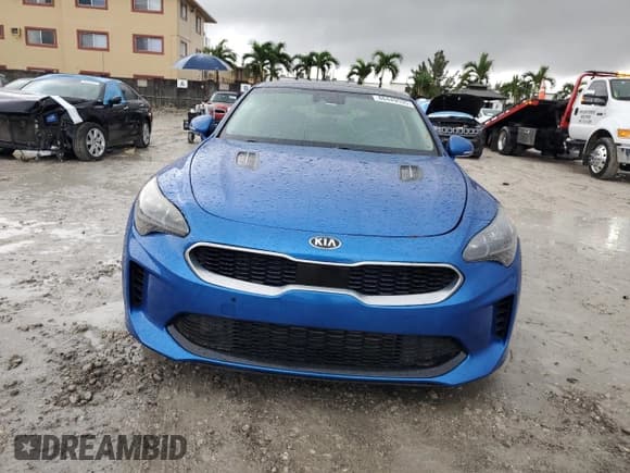 ✅ 2018 Kia Stinger Premium • VIN: KNAE25LA1J6014938 • Lot: 86449535. Wystawiony na Copart z przebiegiem 93 668 mil. Bezpłatny archiwum sprzedaży aukcyjnych z USA i szczegółowy raport historii pojazdu na DreamBid. Zdjęcie 5.