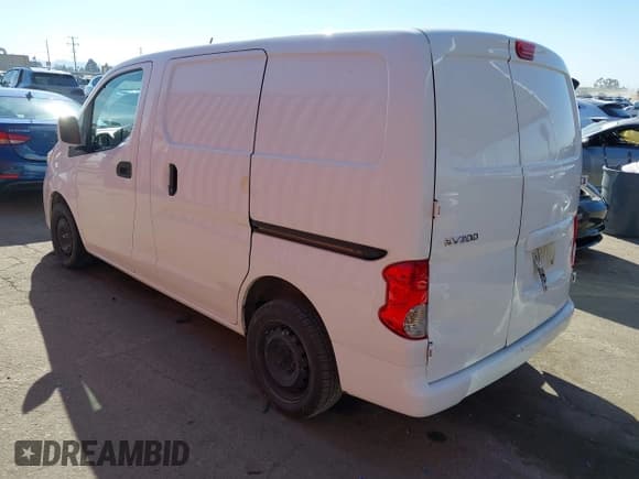 ✅ 2017 Nissan NV200 S • VIN: 3N6CM0KN3HK712708 • Lot: 43578358. Wystawiony na IAAI z przebiegiem Nie podano. Bezpłatny archiwum sprzedaży aukcyjnych z USA i szczegółowy raport historii pojazdu na DreamBid. Zdjęcie 3.
