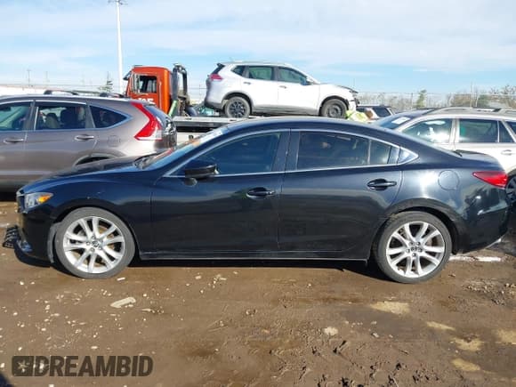 ✅ 2016 Mazda 6 i Touring • VIN: JM1GJ1V54G1414196 • Lot: 43590409. Wystawiony na IAAI z przebiegiem 71 251 mil. Bezpłatny archiwum sprzedaży aukcyjnych z USA i szczegółowy raport historii pojazdu na DreamBid. Zdjęcie 14.