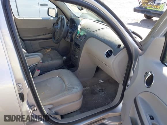 ✅ 2011 Chevrolet HHR 1LT • VIN: 3GNBABFW4BS570194 • Lot: 41361945. Listed on IAAI with 220,419 mi. Free auction sales archive from the USA and detailed vehicle history report at DreamBid. Image 5.