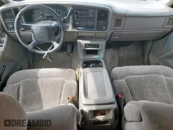 ✅ 2000 Chevrolet Silverado 1500 LT • VIN: 1GCEC19T9YZ295347 • Lot: 55779305. Wystawiony na Copart z przebiegiem 327 352 mil. Bezpłatny archiwum sprzedaży aukcyjnych z USA i szczegółowy raport historii pojazdu na DreamBid. Zdjęcie 8.