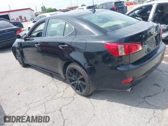 ✅ 2012 Lexus IS 350 • VIN: JTHCE5C27C5002178 • Lot: 42903844. Wystawiony na IAAI z przebiegiem Nie podano. Bezpłatny archiwum sprzedaży aukcyjnych z USA i szczegółowy raport historii pojazdu na DreamBid. Zdjęcie 3.