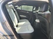 ✅ 2021 Chrysler 300 S • VIN: 2C3CCABG4MH525539 • Lot: 52004944. Wystawiony na Copart z przebiegiem 84 418 mil. Bezpłatny archiwum sprzedaży aukcyjnych z USA i szczegółowy raport historii pojazdu na DreamBid. Zdjęcie 10.